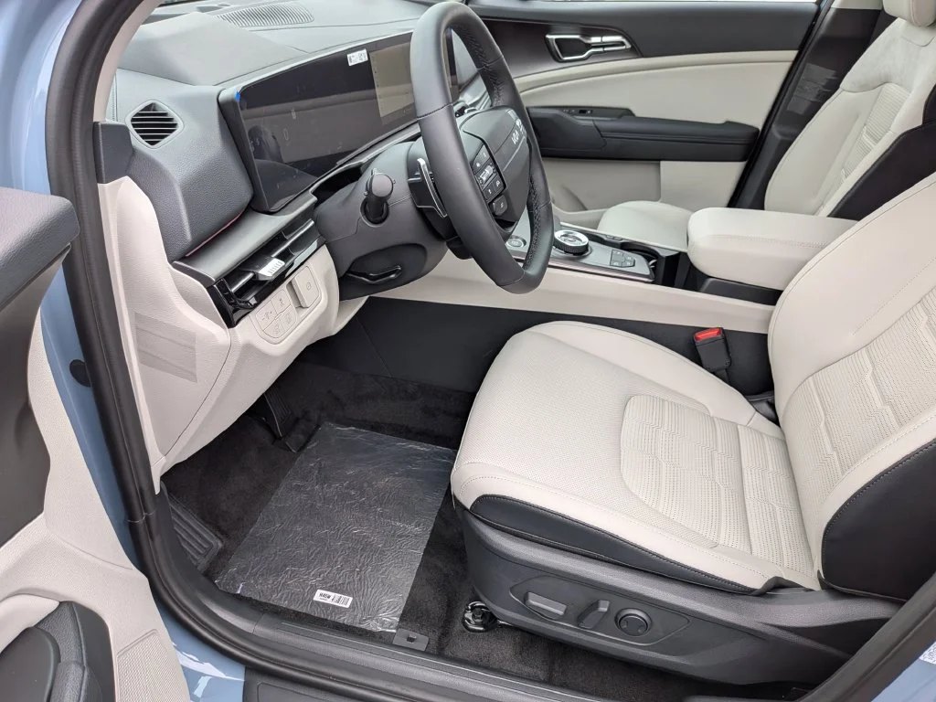 New 2027 Heritage Blue Kia SX-Prestige image 48
