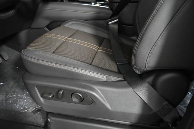 New 2026 Black Chevrolet High Country image 16