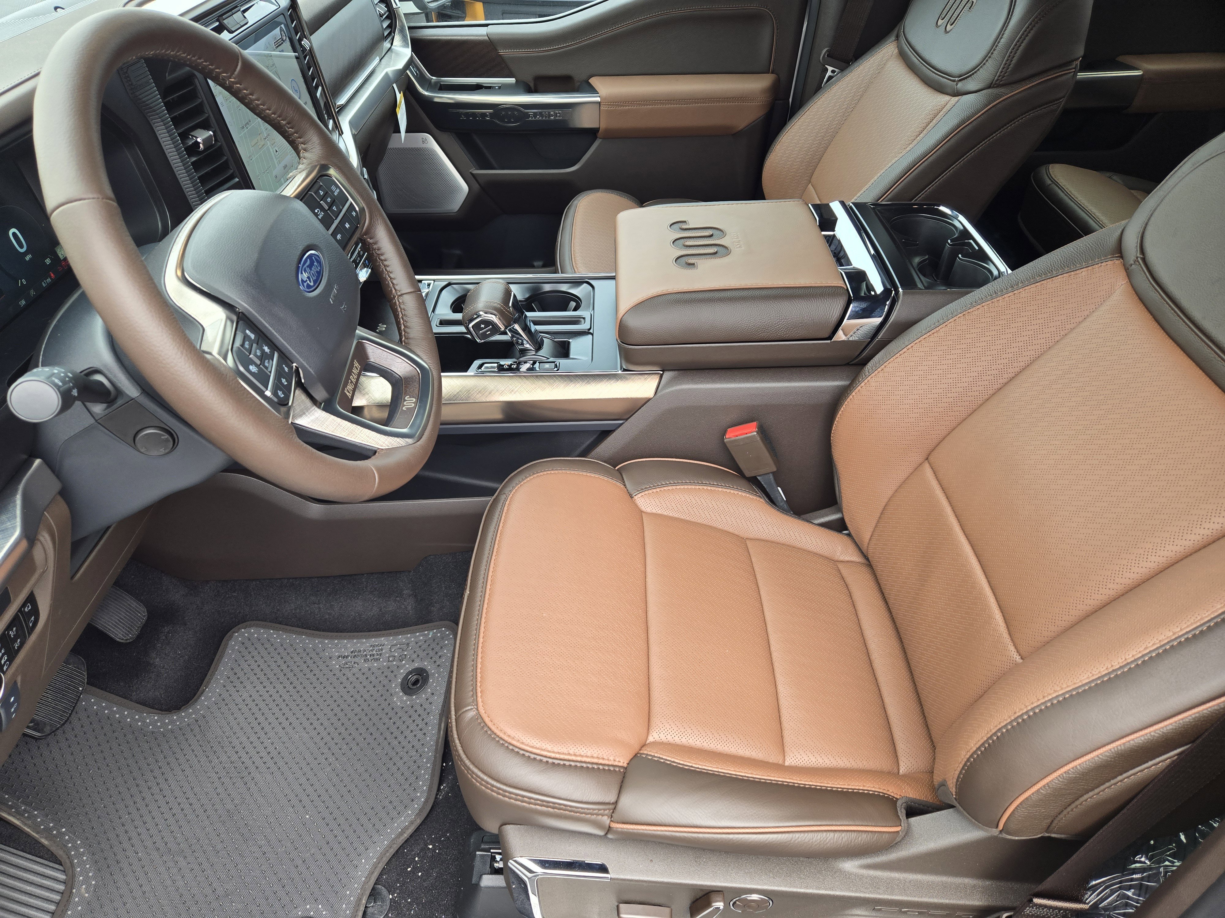 New 2026 Star White Metallic Tricoat Ford King Ranch image 8