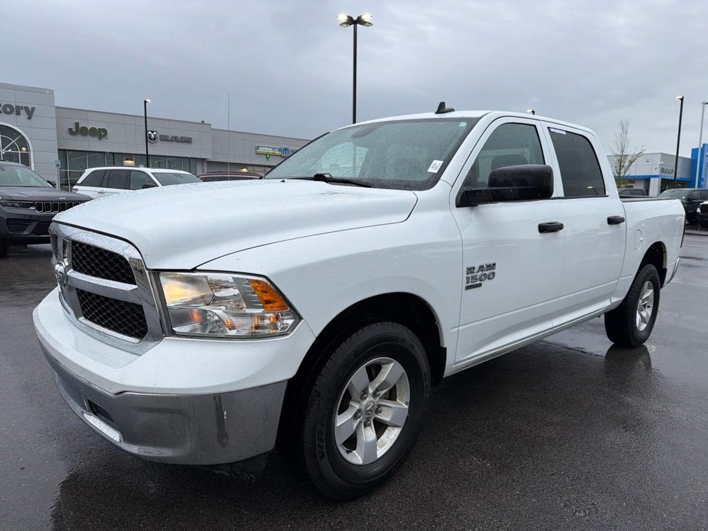 2023 RAM 1500 Classic SLT 4x4 Crew Cab 5'7's photo
