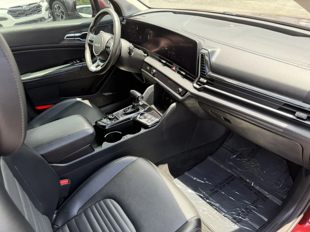 Used 2023 Red Kia SX-Prestige image 12