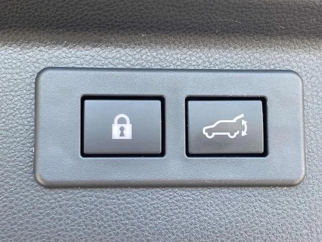 Certified Used 2022 Ice Silver Metallic Subaru Sport image 10