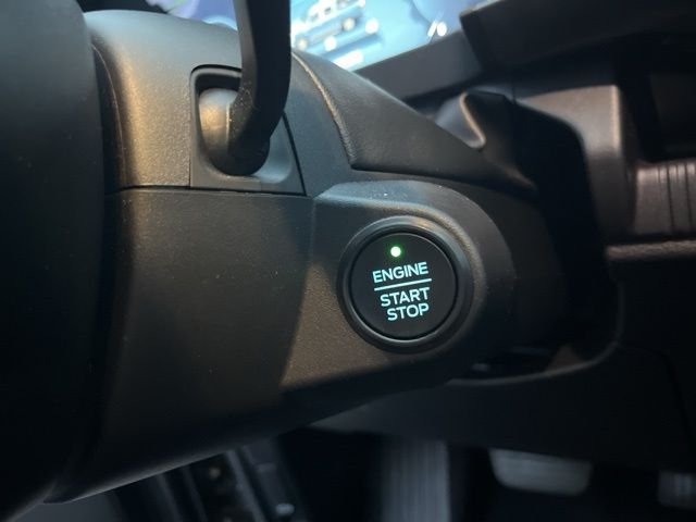 Used 2025 Gray Ford Lariat image 21