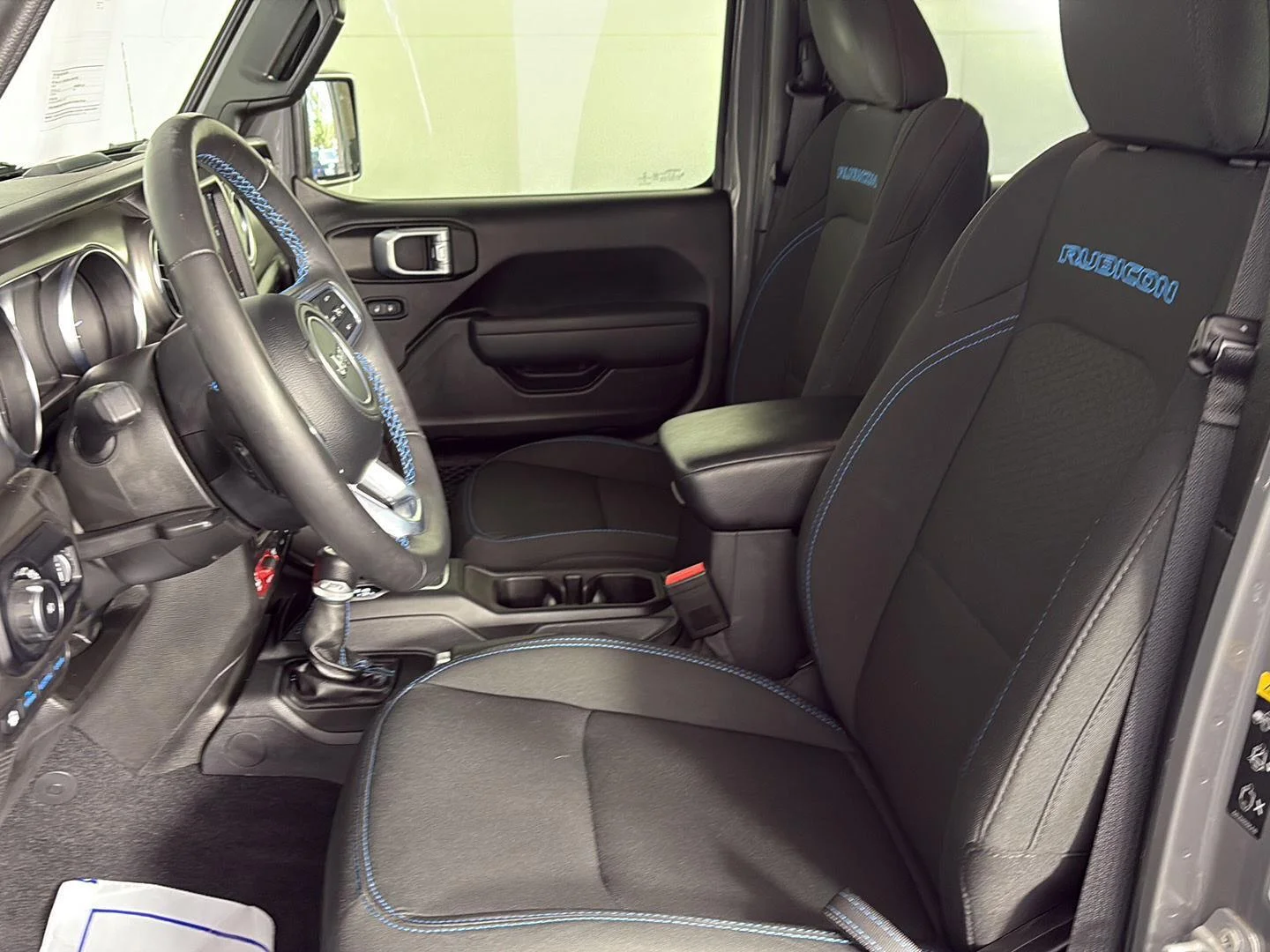 Used 2023 Sting-Gray Clearcoat Jeep Rubicon image 26