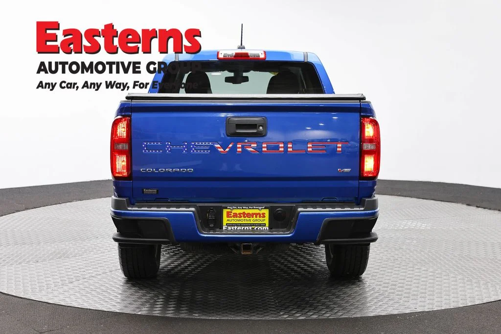 Used 2022 Blue Chevrolet LT image 6