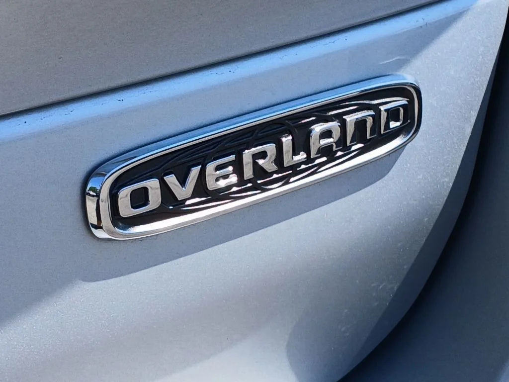 Used 2023 Silver Jeep Overland image 11