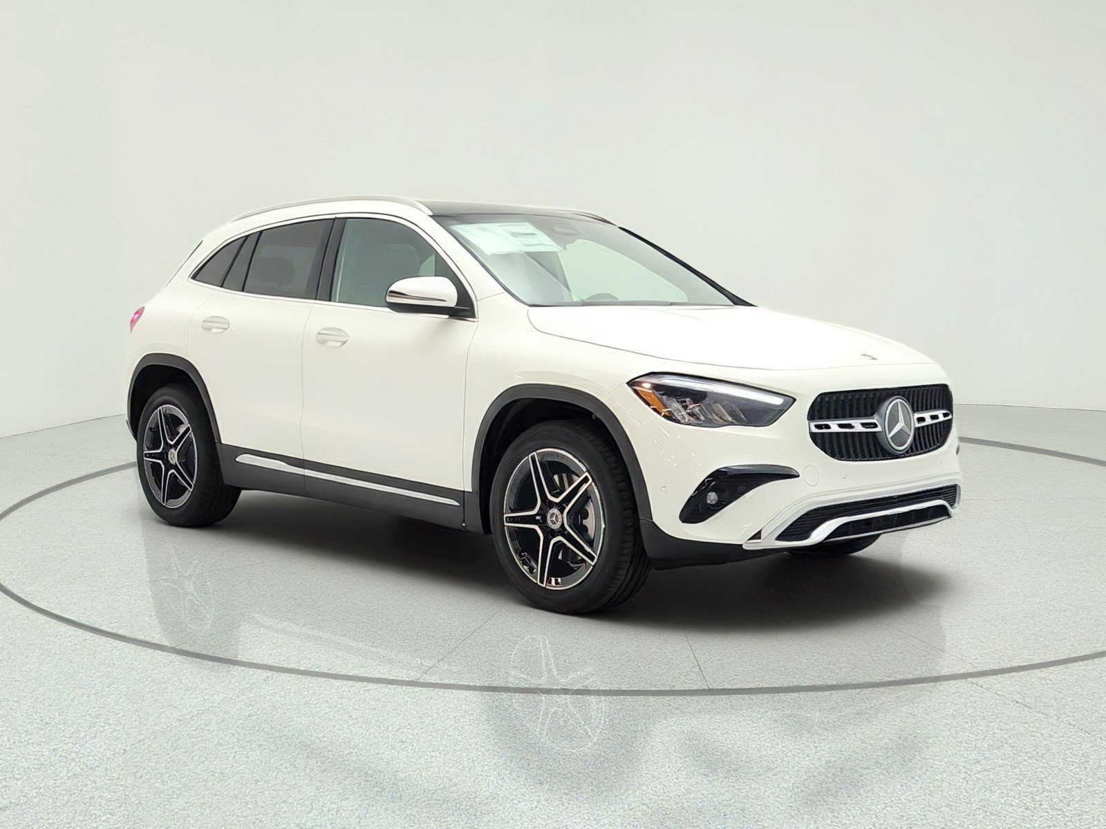 New 2026 Polar White Mercedes-Benz GLA 250 SUV image 18