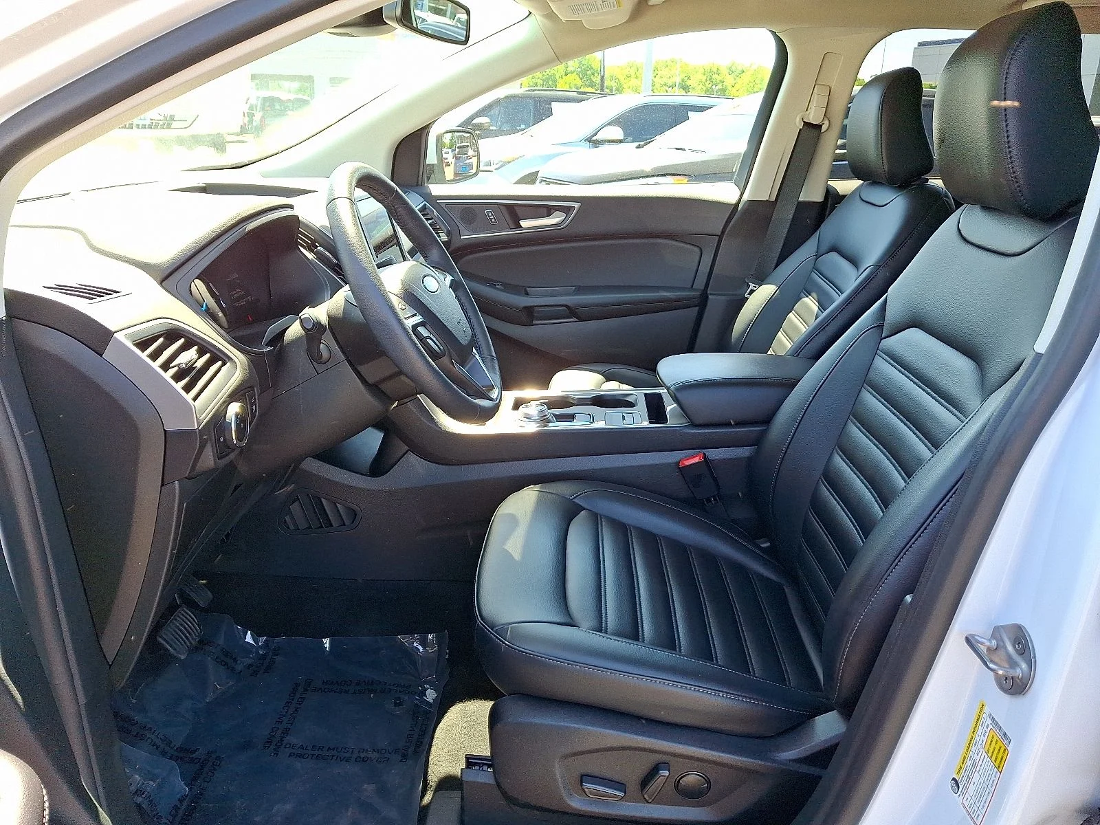 Used 2023 White Ford SEL image 13