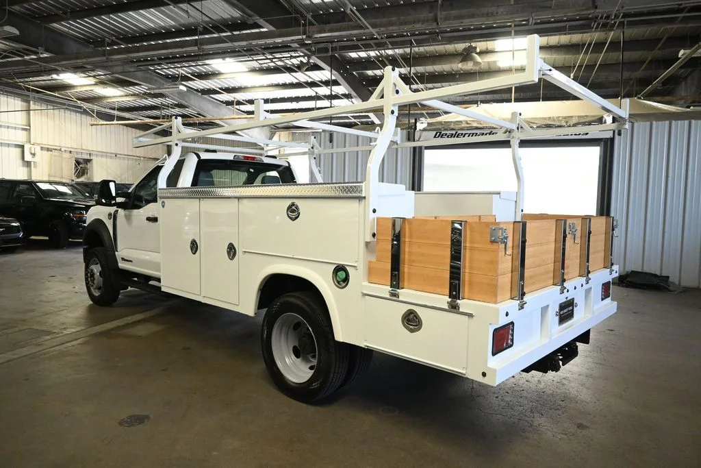 New 2026 Oxford White Ford XL image 7