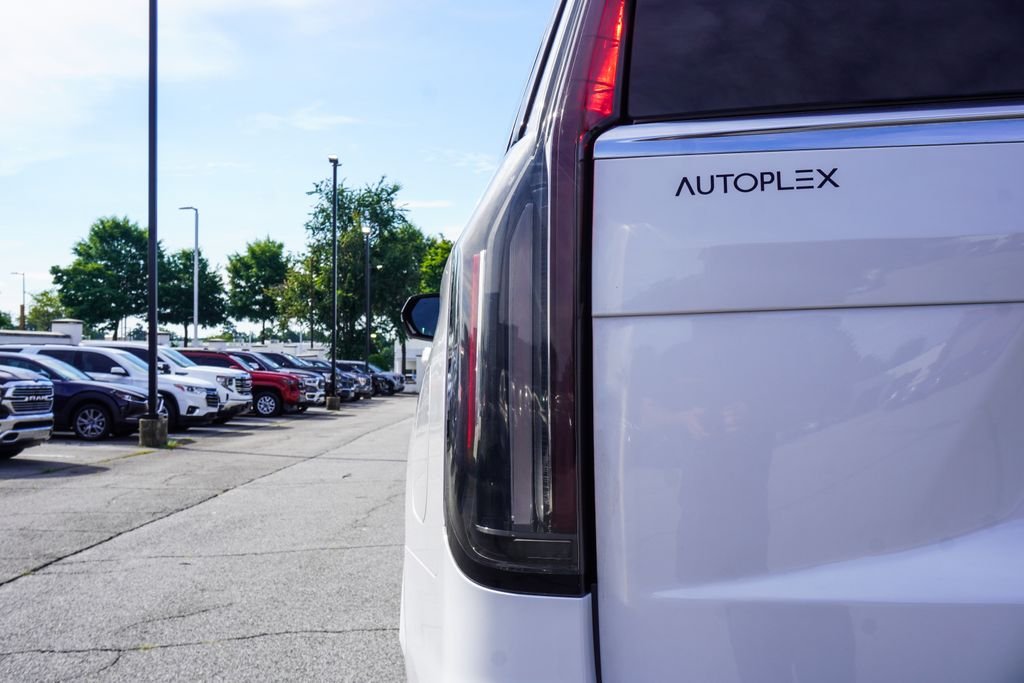 Used 2023 White Cadillac Premium Luxury image 37