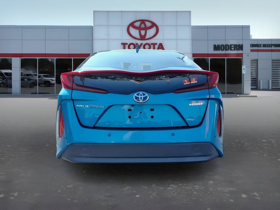 Used 2017 Blue Magnetism Toyota Advanced image 4