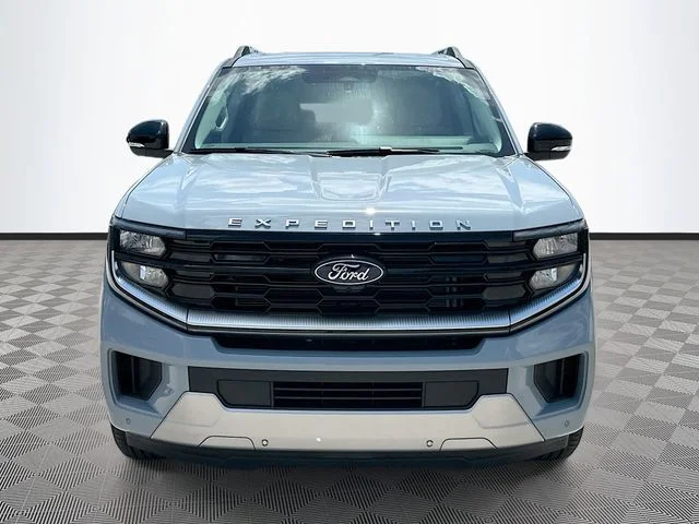 New 2026 Gray Ford Platinum image 2