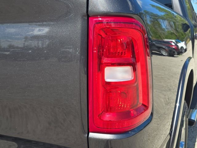 New 2026 Granite Crystal Metallic Clear-Coat Exterior Paint RAM Big Horn/Lone Star image 8