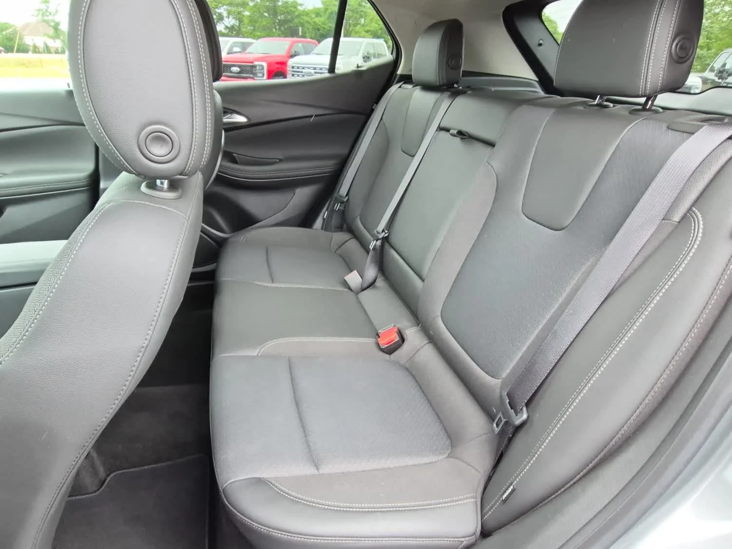 Certified Used 2023 Moonstone Gray Metallic Buick Select image 7