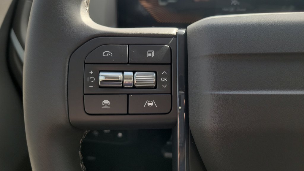 New 2027 Snow White Pearl Kia S image 19