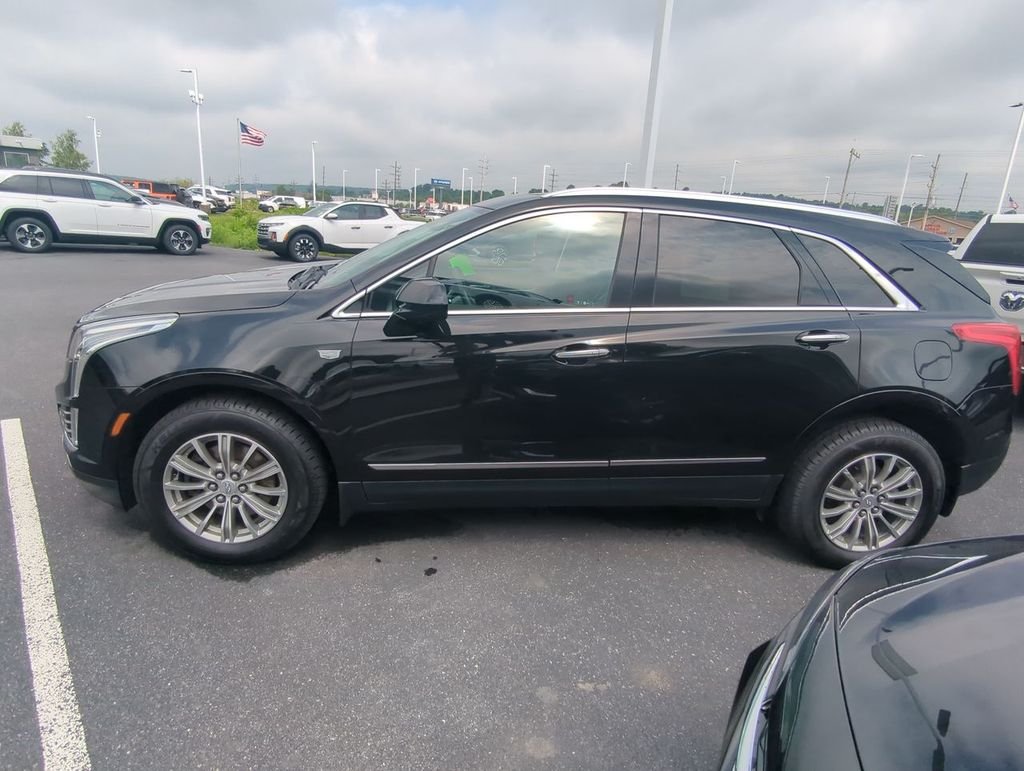 Used 2017 Black Cadillac Luxury image 5