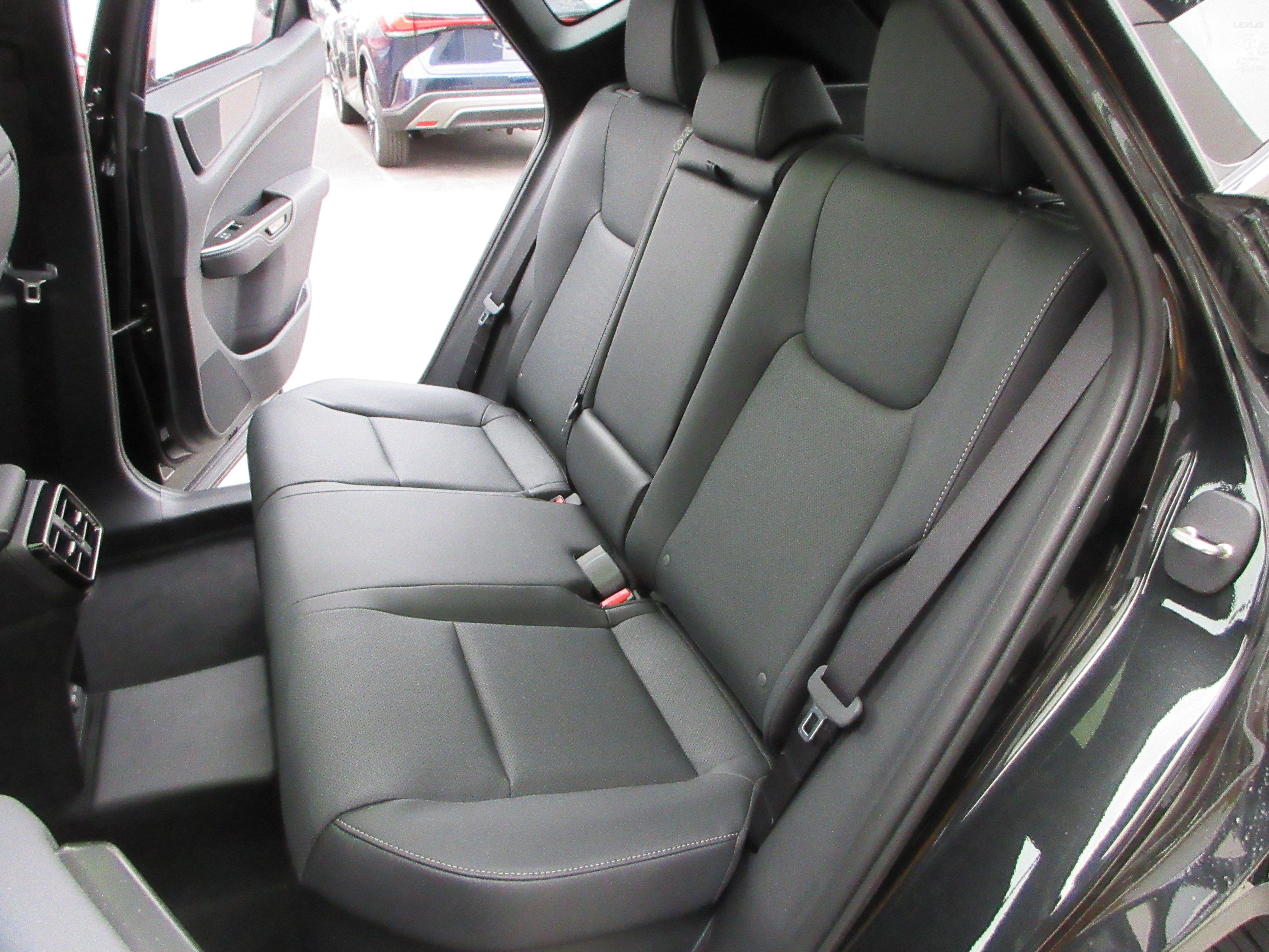 2026 Lexus NX 450h+ F-Sport - Photo 22