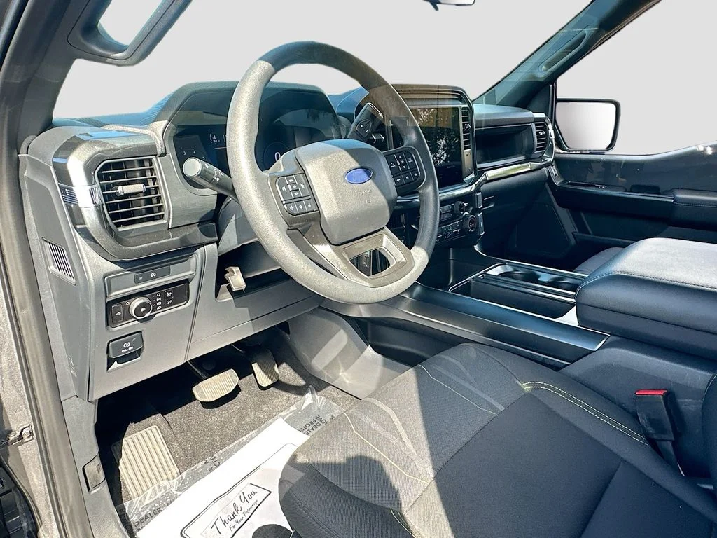 Used 2025 Gray Ford STX image 9