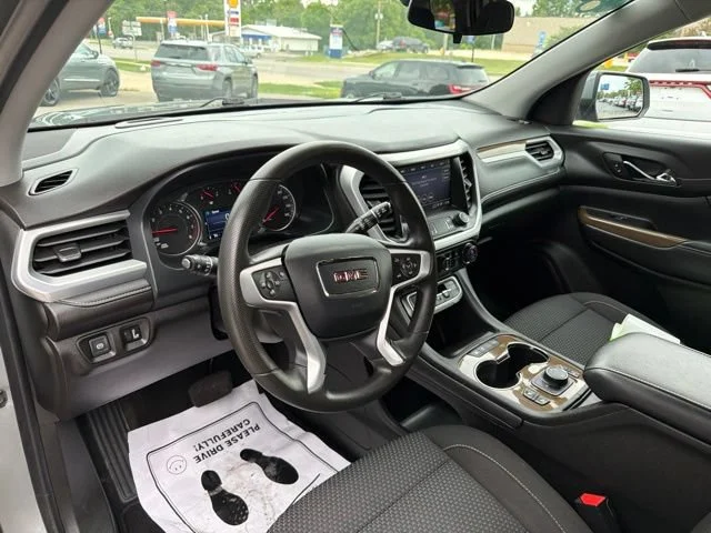 Used 2023 Sterling Metallic GMC SLE image 25