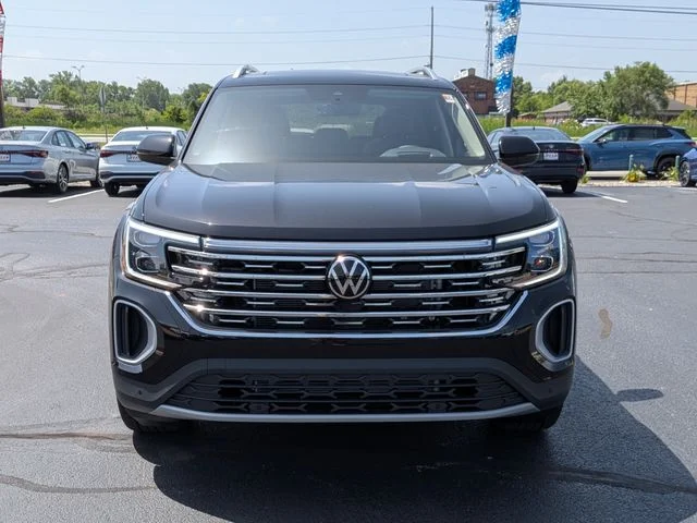 New 2026 Black Volkswagen 2.0T SEL image 2