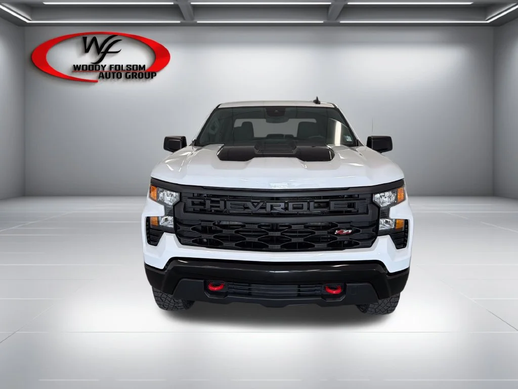 New 2026 Summit White Chevrolet Custom Trail Boss image 2