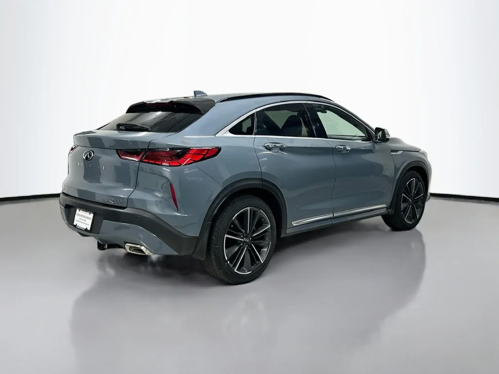 Used 2025 Slate Gray INFINITI ESSENTIAL image 9