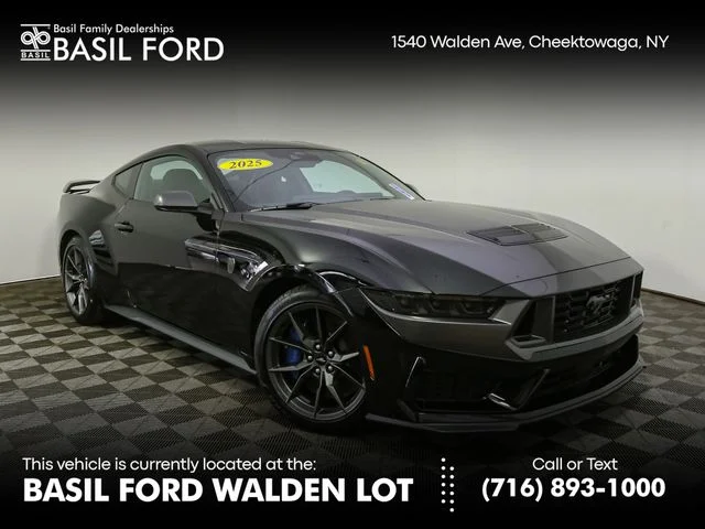 2025 Ford Mustang Dark Horse