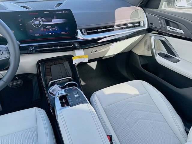 New 2026 White BMW xDrive28i image 18