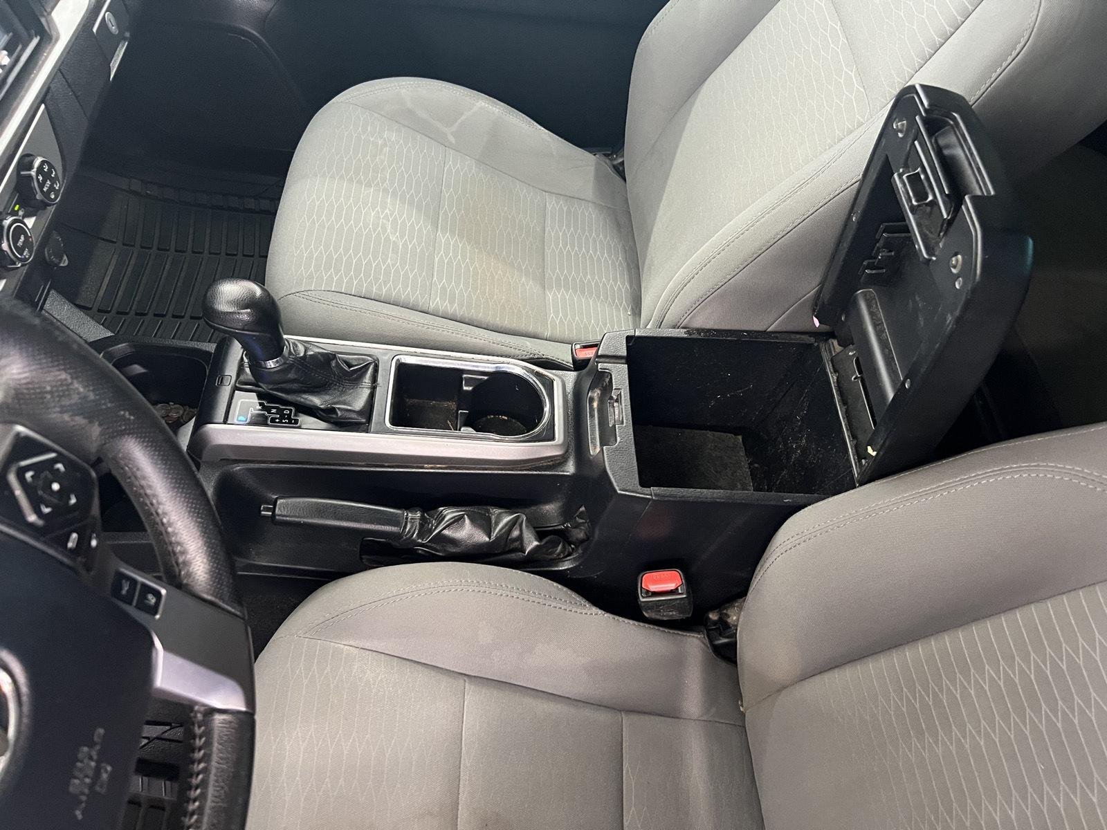 Used 2018 Blazing Blue Pearl Toyota SR5 V6 image 20
