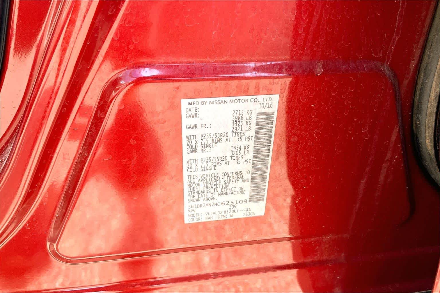 Used 2017 Cayenne Red Metallic Nissan Platinum image 31