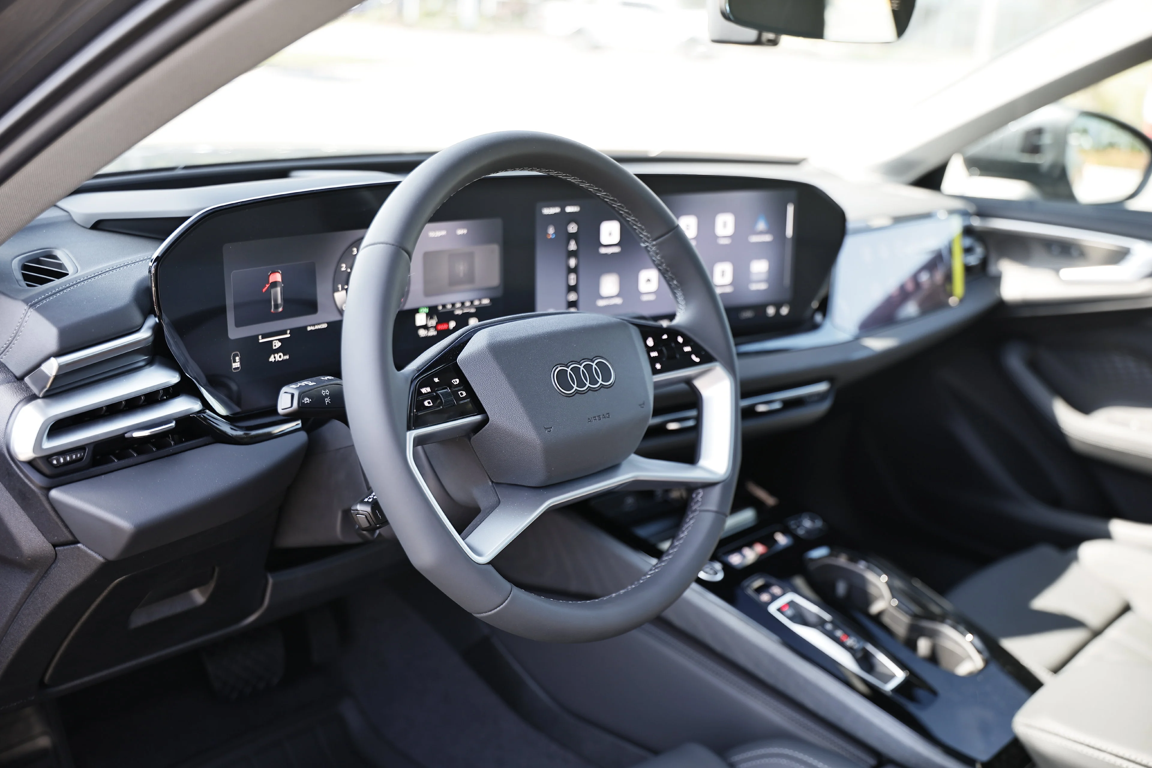New 2026 Daytona Gray Pearl Effect Audi  image 18