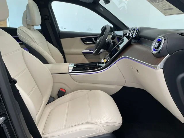 New 2027 Beige Mercedes-Benz GLC 300 image 18