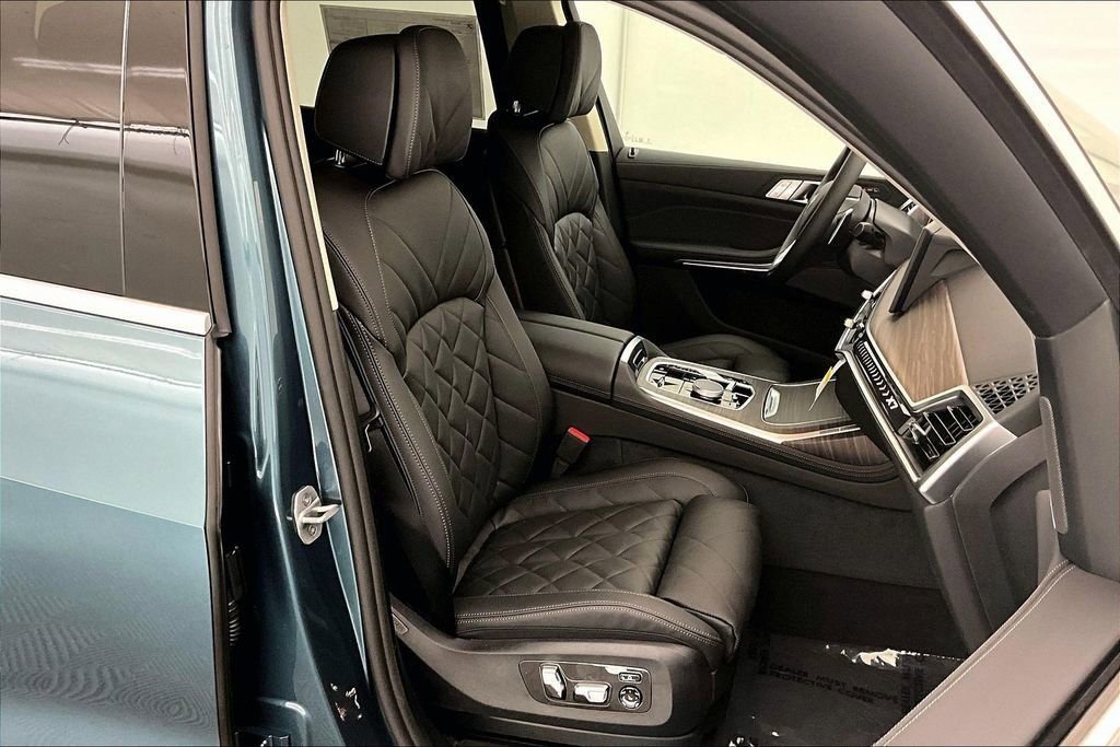 New 2026 Blue Ridge Mountain Metallic BMW xDrive40i image 14