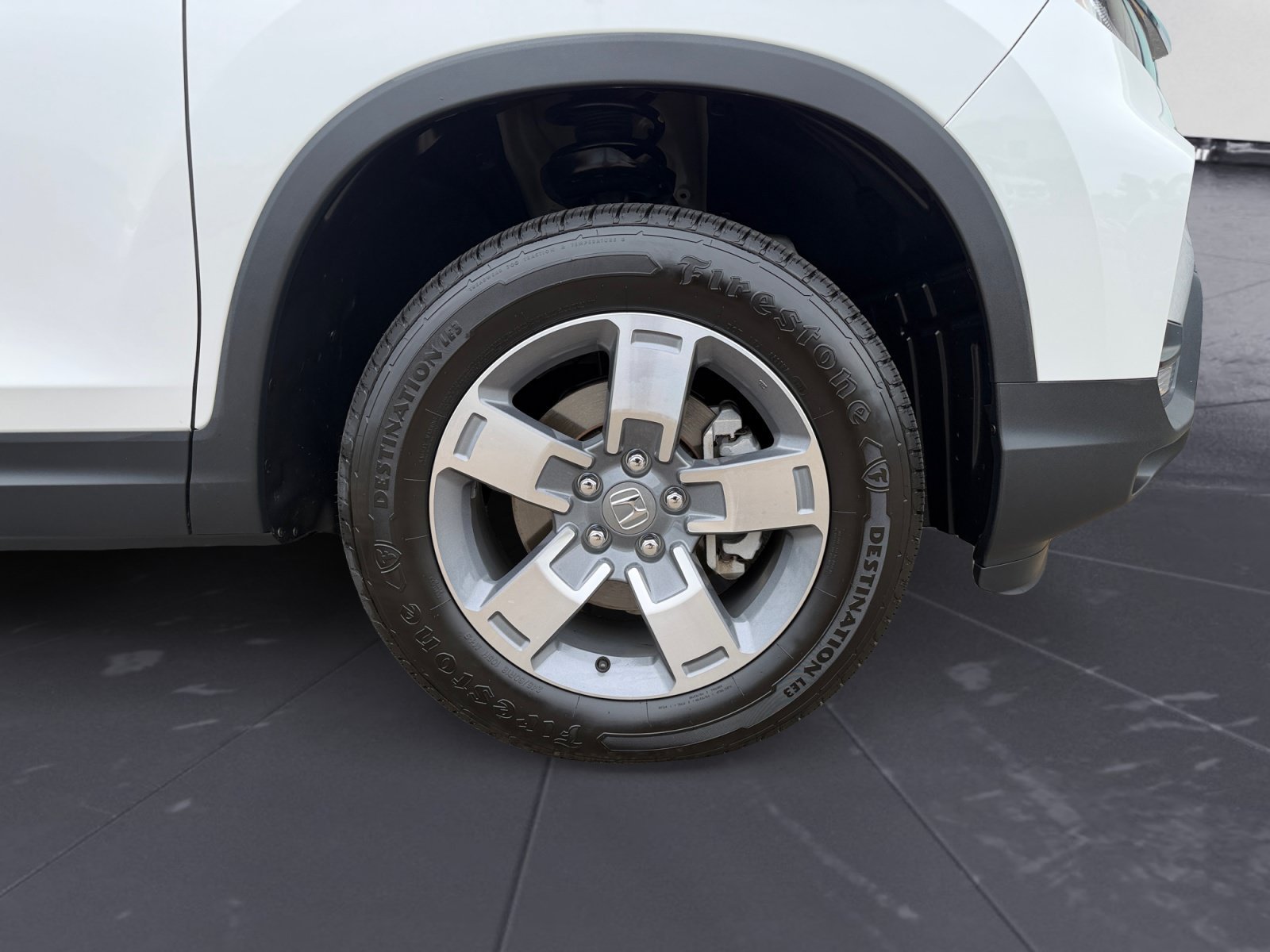 Used 2025 White Honda RTL image 44