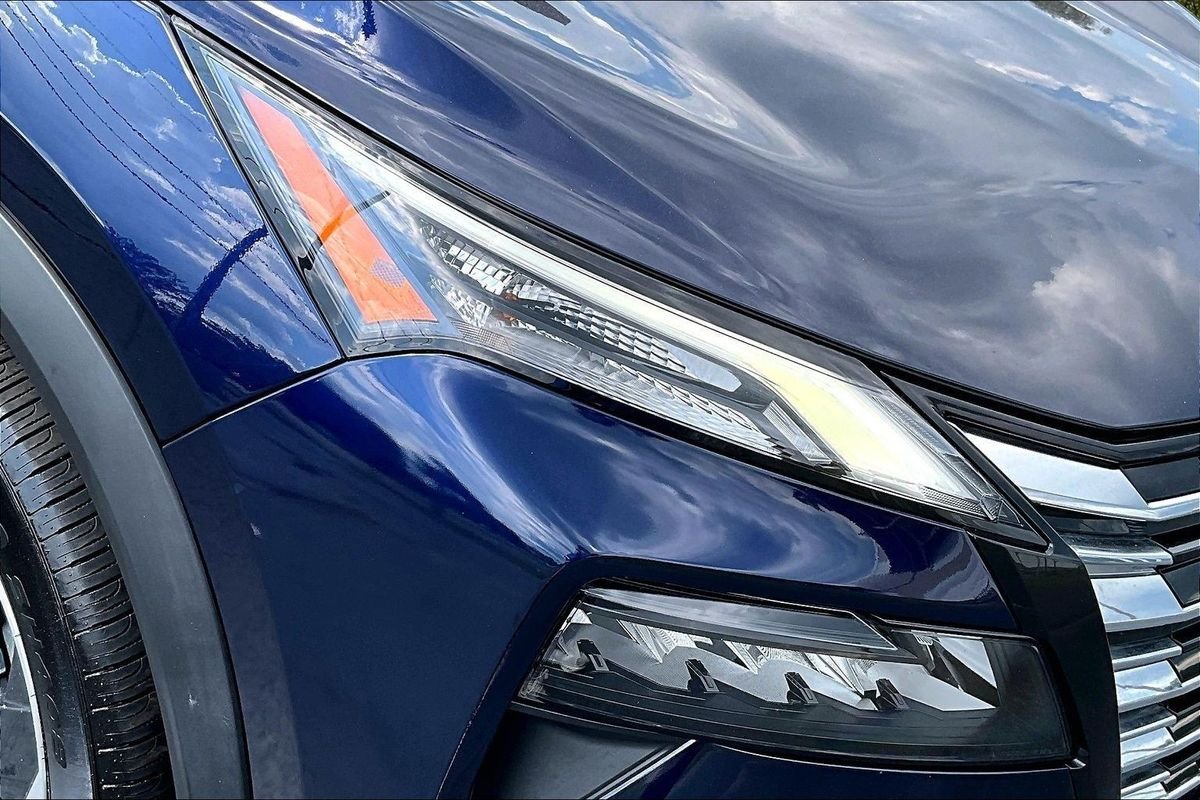 Used 2025 Blue Nissan SV Intelligent AWD image 25
