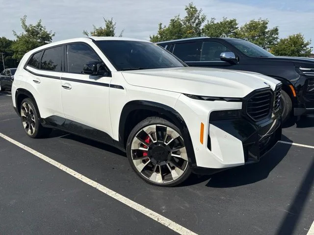 Used 2023 White BMW AWD image 2