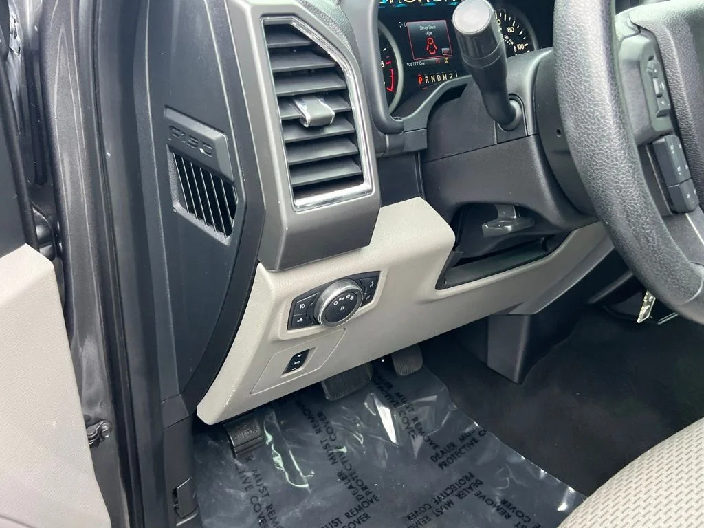 2015 Ford F-150 XLT - Photo 12