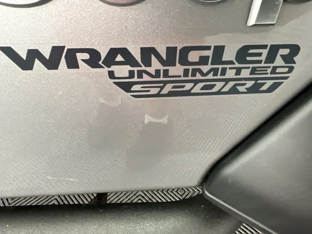 Used 2020 Silver Jeep Unlimited Sport S image 5