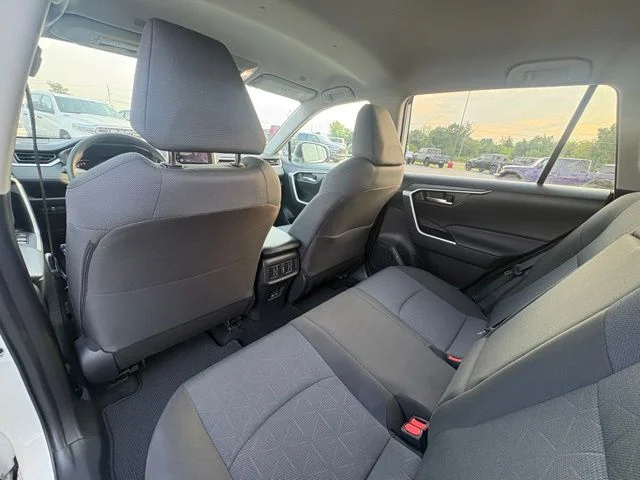 Used 2025 White Toyota XLE image 27