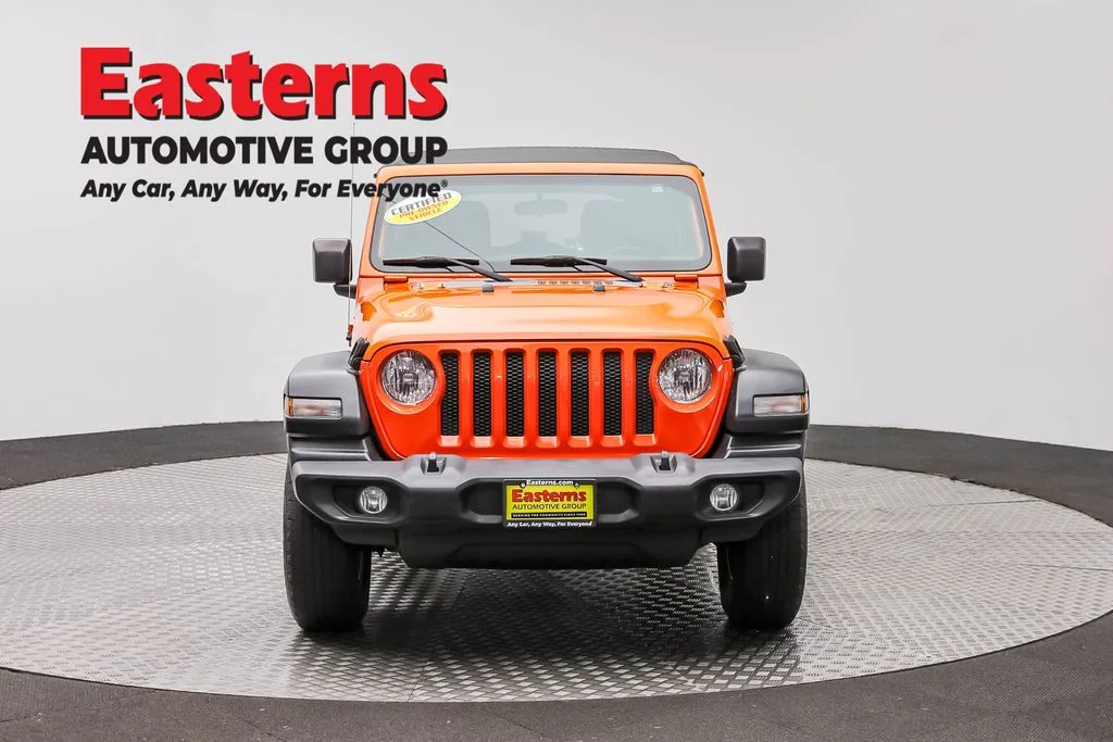 Used 2018 Orange Jeep Unlimited Sport S image 2