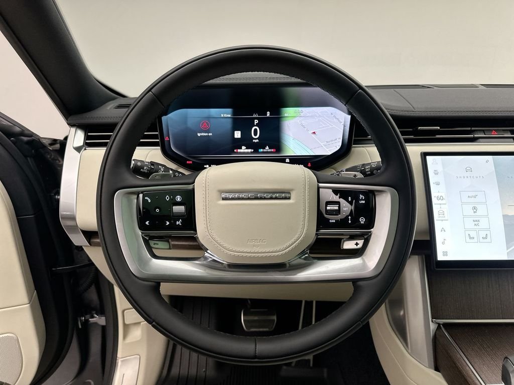 New 2026 Eiger Grey Metallic Land Rover SE image 14