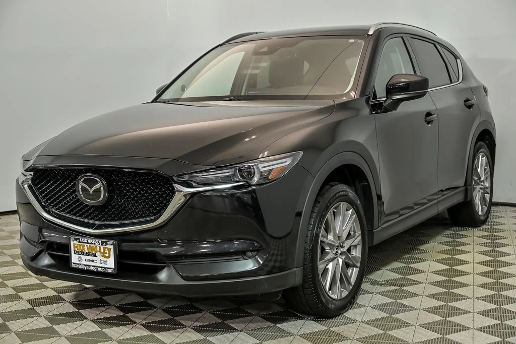 Used 2019 Black Mazda Grand Touring image 5