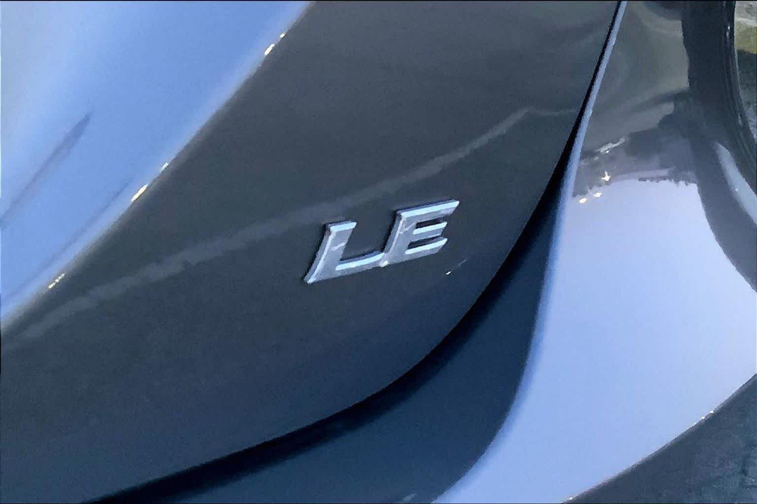 Used 2024 Predawn Gray Mica Toyota LE image 9