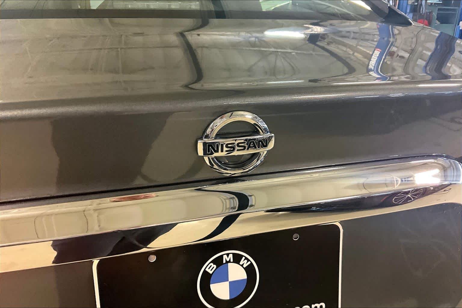 Used 2021 Gun Metallic Nissan SV image 30