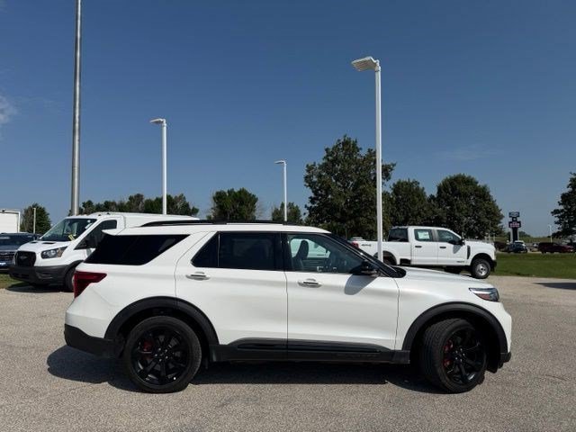 Used 2023 White Metallic Ford ST image 9
