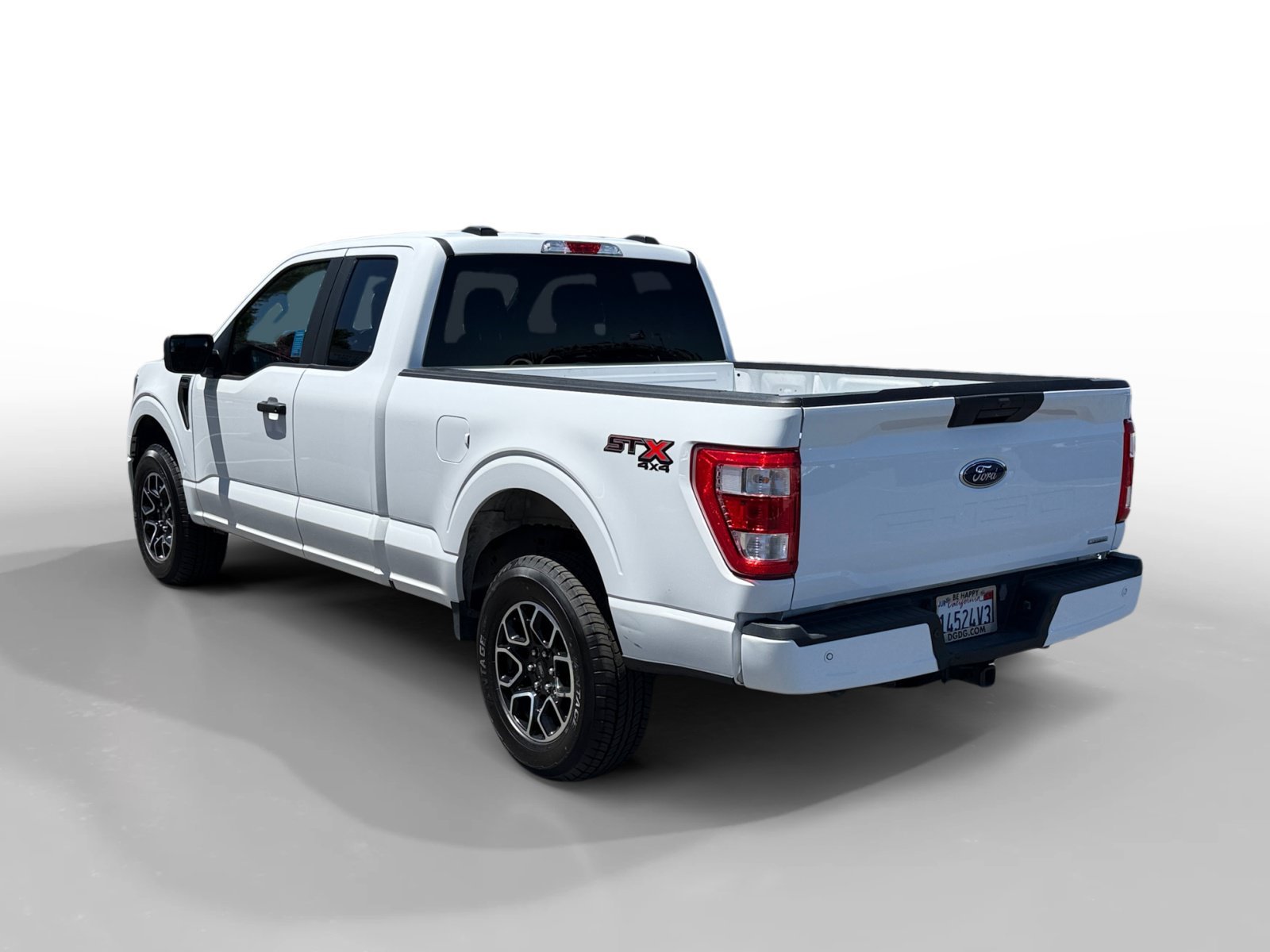Certified Used 2023 Oxford White Ford XL image 3