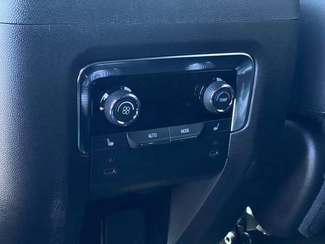 2026 Chevrolet Suburban Premier - Photo 37