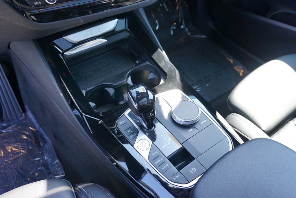 Used 2023 Dark Graphite BMW sDrive30i image 14