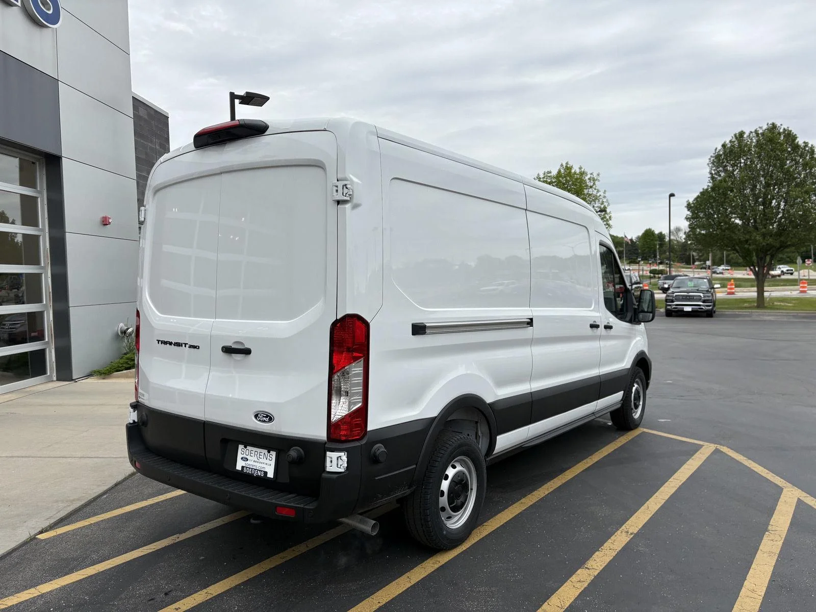 2026 Ford Transit Van Base - Photo 6
