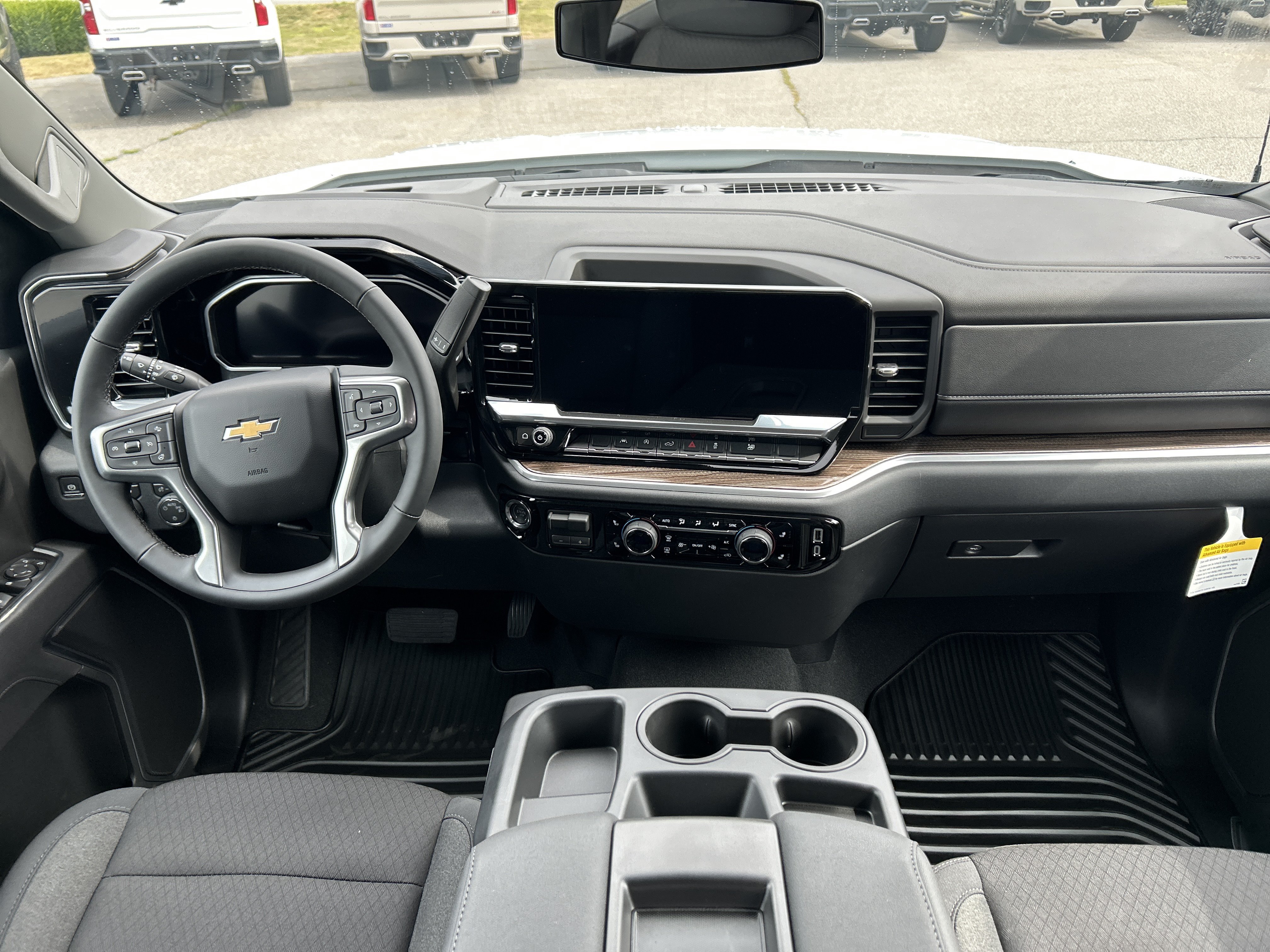 New 2026 Summit White Chevrolet LT (2FL) image 8